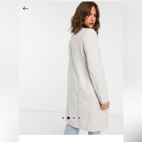 Like new Beautiful Vero moda modern coat - Picture 7 of 7